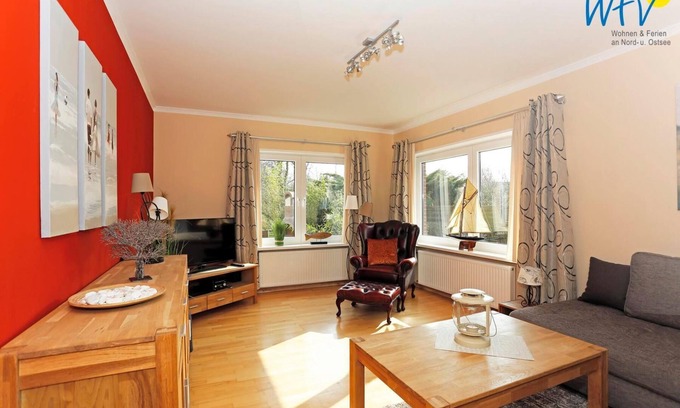 Borkum Apartment | Family-friendly apartment with beautiful south-facing terrace!