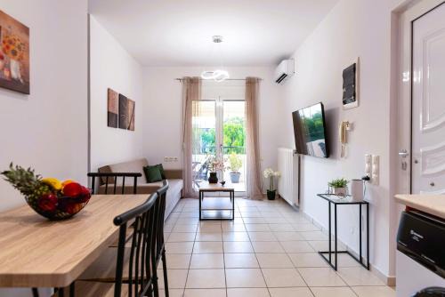Nea Alikarnassos Apartment | Family Friendly Luxury Apartment