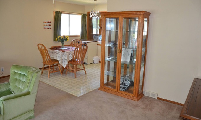 Banff Trail House | Family friendly home, 2bedroom with one queen bed in eachroom, big livingroom