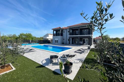 Murvica House | Family friendly house with a swimming pool Zadar - 22140
