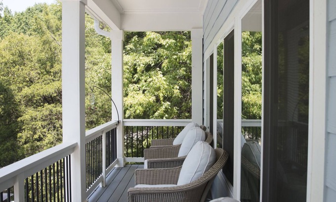 Lynchburg House | Family Friendly Lake House-Steps from Tims Ford Lake, private dock
