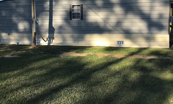 Preston Cottage | Family friendly, quiet neighborhood, 7 minutes from town. 20 minutes from Casino
