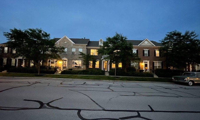 Fishers House | Family friendly townhouse minutes from Ruoff Music Center & Hamilton Town Center