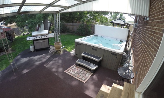East Colorado Springs House | Family-friendly, beautiful, cozy w/Hot Tub! Welcome to your CO Springs home!