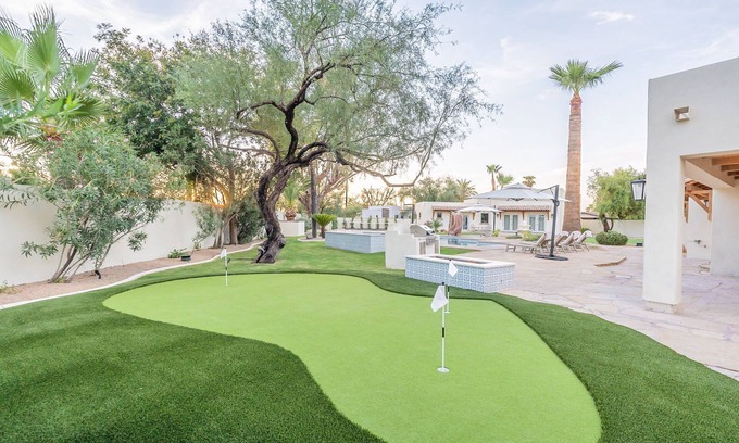 Raskin Estates House | Family fun at Pueblo Estate for 16 – Near WM Open Outdoor Oasis w/Golf & Hot Tub