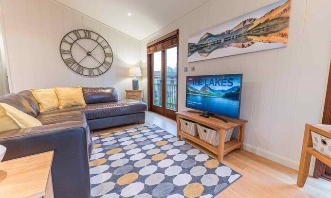 Hawkshead Ski Chalet | Family getaway in this lovely Lakeland lodge with private parking and patio