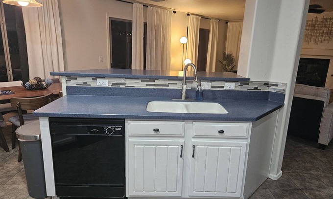 Green Valley House | Family Haven Spaciuos 2 Story