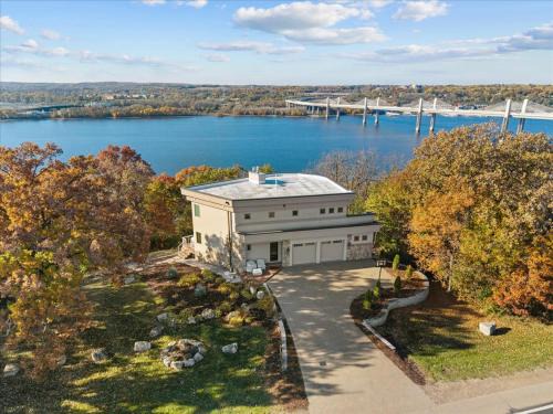 St. Joseph House | Family Lake Retreat Private Beach Dock Views