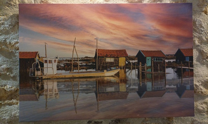 Le Gua Bed & Breakfast | Family-run B&B, Océane, with heated pool near Royan.