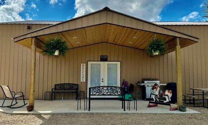 Grandin House | Family sized barndominium. Sleeps up to 10 comfortably.