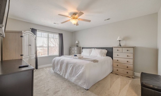 South Jordan House | Family Ski Stay | Cozy Home Near Slopes & Temple