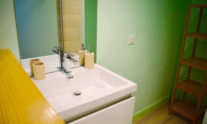 Auriac-du-Perigord Bed & Breakfast | Family Suite Bed & Breakfast