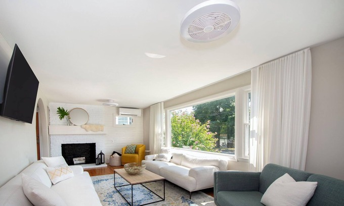 Kenberma House | Family Visit Ocean Views Private Yard Perfect for Large Families