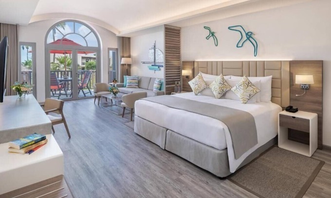 Jebel Ali Apartment | familyJunior Suite Near Jabel Ali Beach