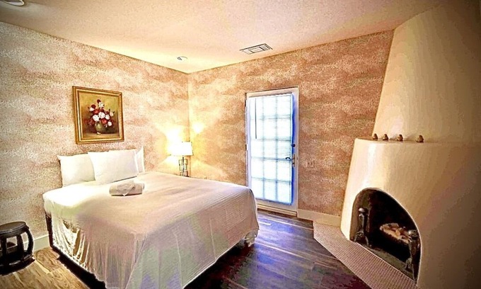 Desert Hot Springs House | Famous Mary Pickford's Ranch
