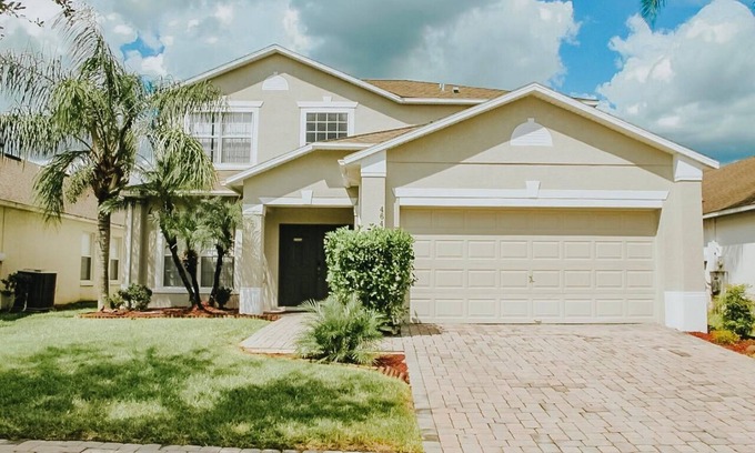 Cumbrian Lakes House | FANTASTIC 5BD CLOSE TO DISNEY, PARKS, RESTAURANTS, SUPERMERKETS, MALL! ORLANDO