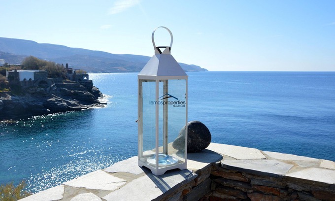 Koundouros House | Fantastic house on the waterfront with direct access to the sea, in Koundouros