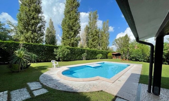 Isola Albarella Villa | Fantastic villa with pool surrounded by nature