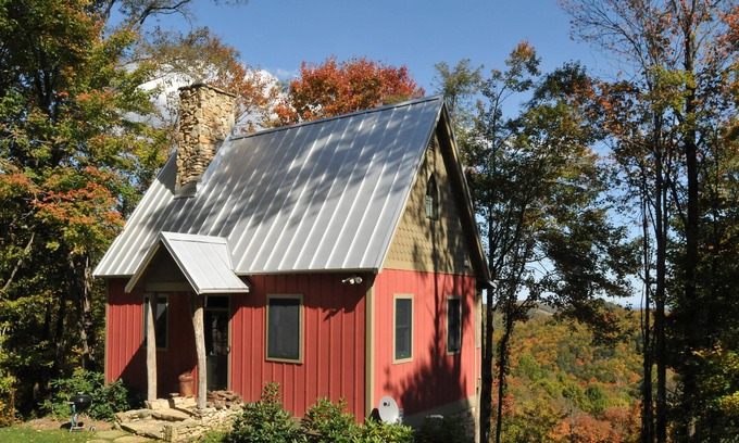 Lansing House | Farm Stay - Romantic, fairytale-like forest cottage on a 215 acre mountaintop.