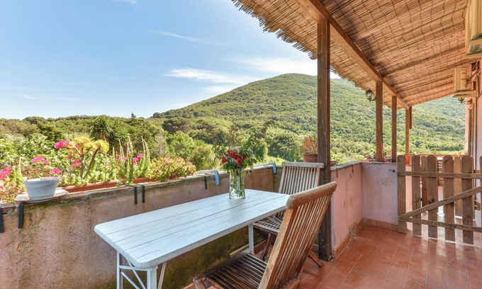 Cavo Other | Farmhouse 'Amandolo - Gorgona' with Sea View, Wi-Fi and Air Conditioning