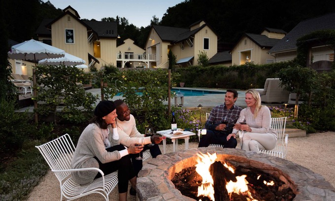 Forestville Hotel | Farmhouse Inn
