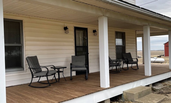 Lamont Other | Farmhouse Retreat