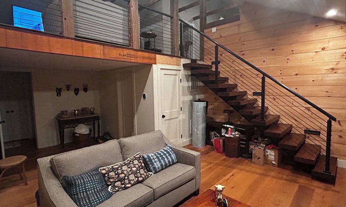 Sharon Other | Farmhouse set in beautiful woods