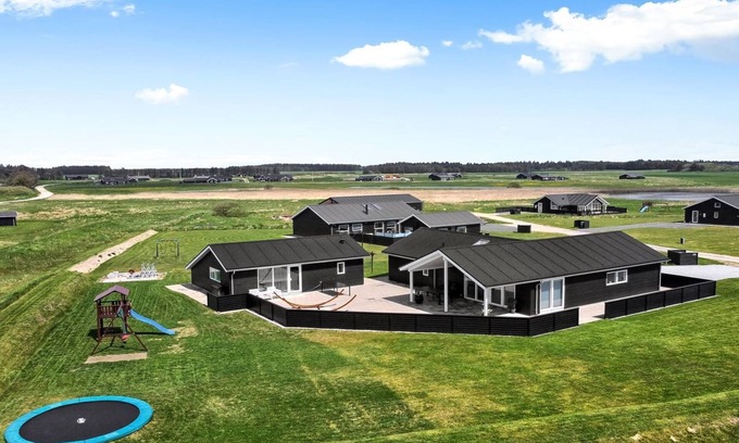 Grønhøj House | "Fegge" - 1.5km from the sea by Interhome