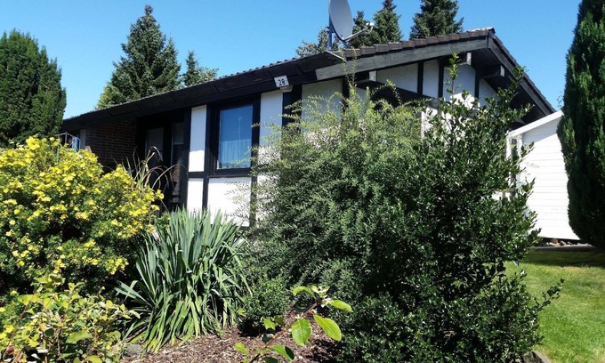 Feriendorf Hennesee House | Ferienhaus für 4 Gäste mit 44m² in Meschede-mielinghausen
