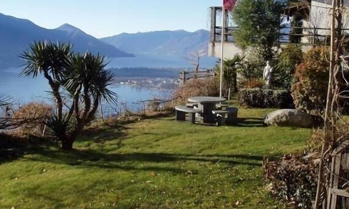 Brione sopra Minusio House | Ferienhaus für 6 Gäste mit 120m² in Brione s. Minusio