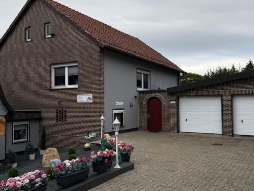 Hildesheim District Apartment | Ferienhaus nähe Lamspringe mit 5 Schlafzimmer