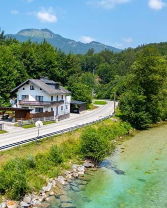 Muhldorf Apartment | Ferienwohnung am Nissberg Grünau im Almtal