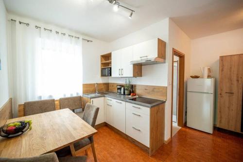 Seestrasse Apartment | Ferienwohnung am Kalterer See in Südtirol