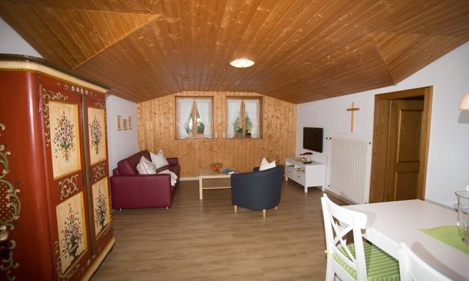 Uebersee Apartment | Ferienwohnung Bergblick für bis zu 4 Personen, 46qm, Dachgeschoss