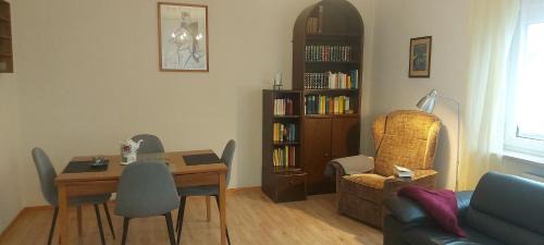 Spay Apartment | Ferienwohnung Carmen