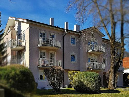 Gmain Apartment | Ferienwohnung Falter