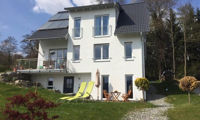 Ohningen Apartment | Ferienwohnung im Laubgarten
