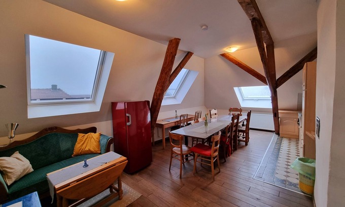 Kevelaer Condo | Ferienwohnung Jesus - Großzügiges Loft mit Blick auf Burg und Kirchturm