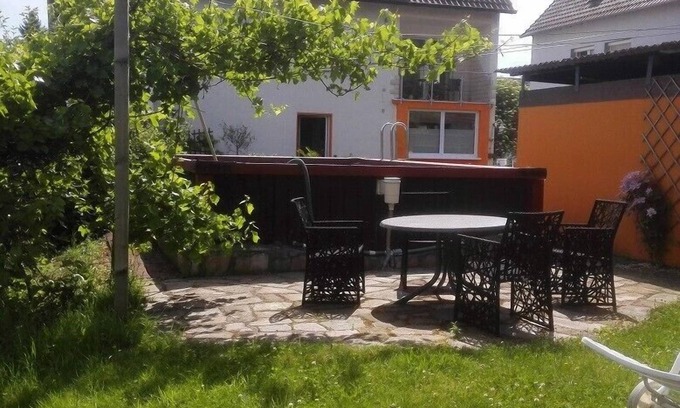 Vellmar Apartment | Ferienwohnung "ruhepol", 75qm, 2 Schlafräume, Max. 3 Personen
