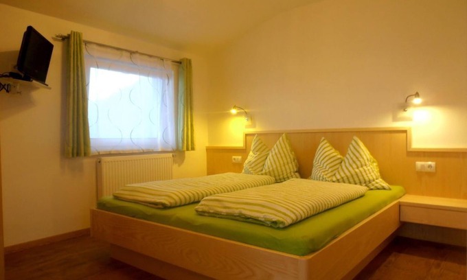 Flachau Bed & Breakfast | Fewo C - Christine und Herbert Traninger