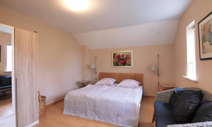 Wanderup Apartment | FeWo Ole - Landhaus Westerweg - Family Petersen