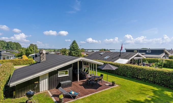 Bjert House | "Fiete" - 200m from the sea by Interhome