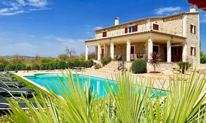 Maria de la Salut Ski Chalet | Finca Bona Vista - Countryside, Relaxation and Private Pool