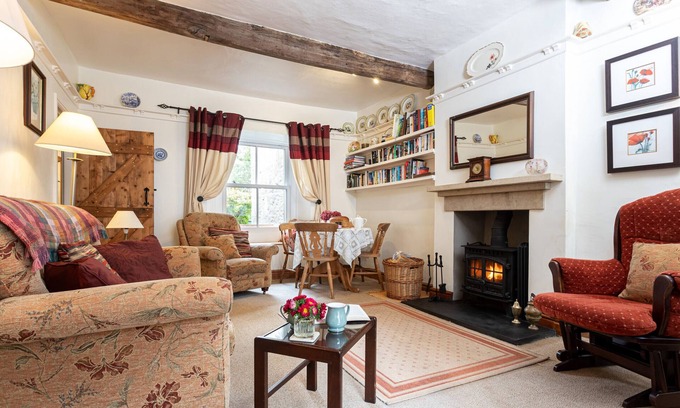 Giggleswick Cottage | Finest Retreats | Garden Cottage