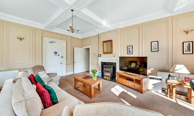 Thirsk Apartment | Finest Retreats - Mowbray Hall Apt