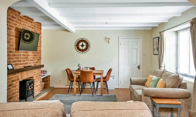 Thirsk House | Finest Retreats - Rosedale Hall Cottage