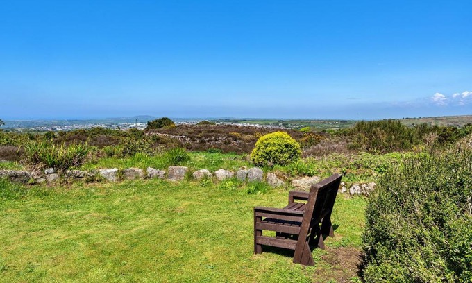 Redruth House | Finest Retreats - Trethew Cottage