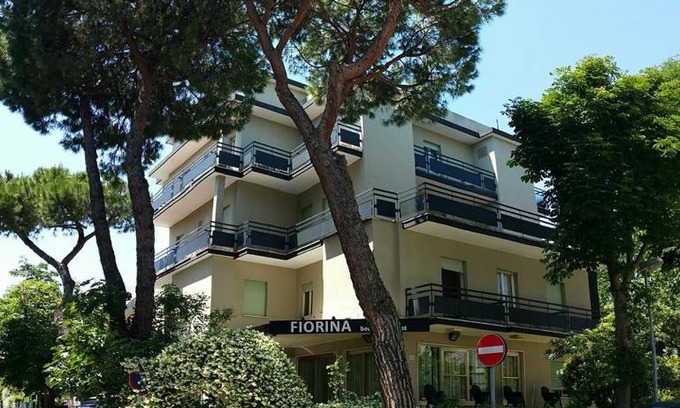 Fogliano Marina Bed & Breakfast | Fiorina Bed&Breakfast - Colazione fino a mezzogiorno