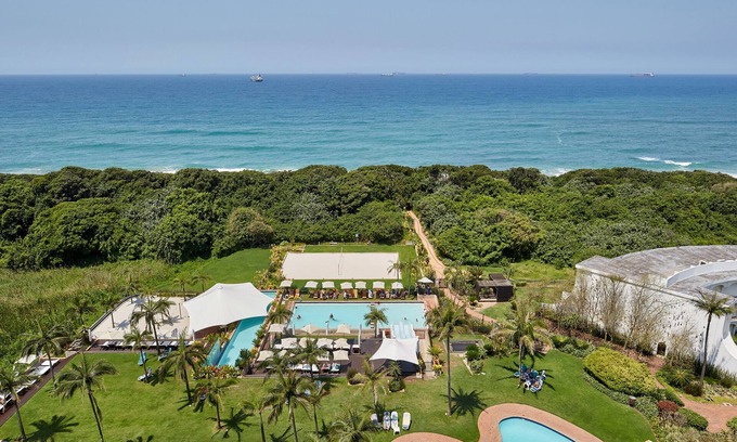 Umhlanga Hotel | First Group Breakers Resort