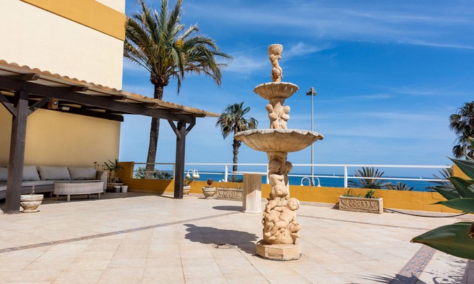Benalmadena Costa Apartment | First line of magnificent beach apartment. Good sofa and amenities